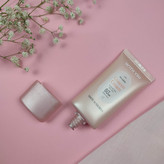 ضد آفتاب ویت یو با SPF60 ضد آفتاب مات بی رنگ