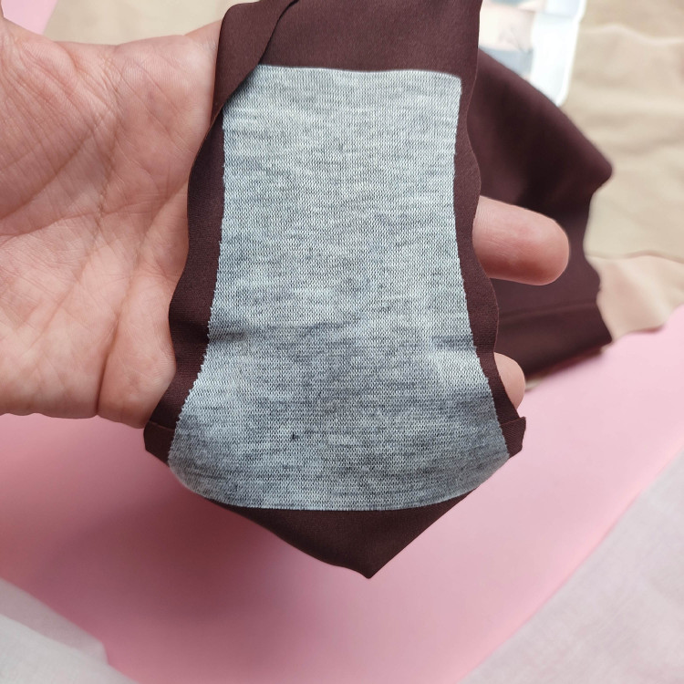شورت لیزری سایز مدیوم تا ایکس لارج میخوره